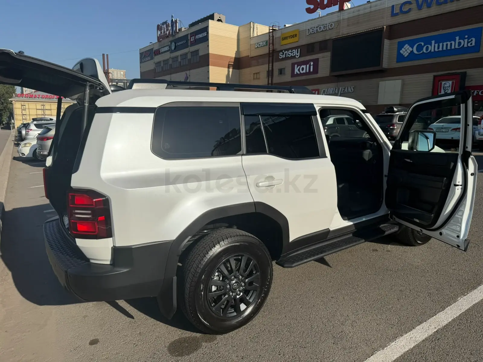 Toyota Land Cruiser Prado, 2025