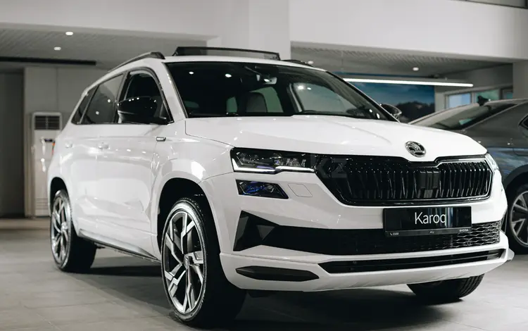 Skoda Karoq Sportline AWD 2026 года за 19 890 000 тг. в Алматы