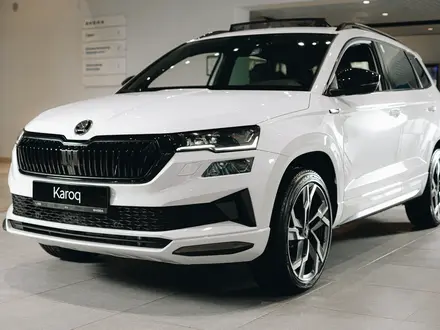 Skoda Karoq Sportline AWD 2026 года за 19 890 000 тг. в Алматы – фото 2