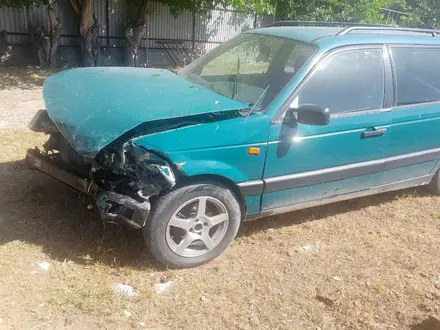 Volkswagen Passat 1993 года за 650 000 тг. в Шымкент