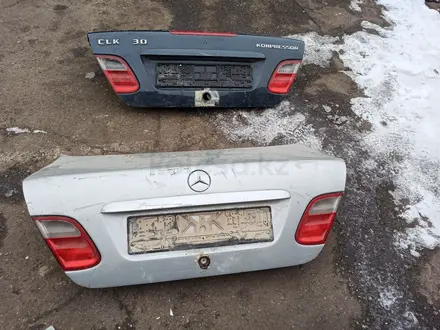Крышка багажник. за 20 000 тг. в Алматы