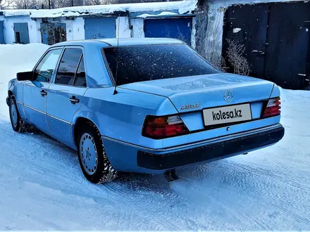 Mercedes-Benz E 260 1993 года за 2 650 000 тг. в Караганда – фото 9