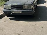 Mercedes-Benz E 230 1991 годаfor1 000 000 тг. в Караганда