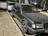 Mercedes-Benz E 230 1991 годаfor1 000 000 тг. в Караганда – фото 3