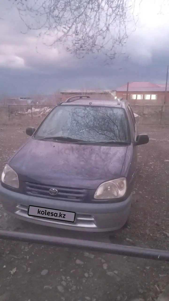 Toyota Raum, 1997