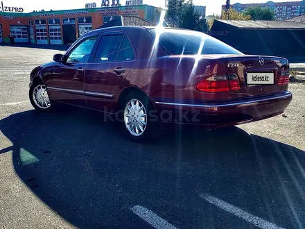 Mercedes-Benz E 240 2000 года за 4 000 000 тг. в Павлодар – фото 8