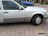 Mercedes-Benz E 280 1994 годаүшін3 700 000 тг. в Алматы – фото 4
