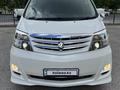 Toyota Alphard 2006 годаfor9 600 000 тг. в Атырау