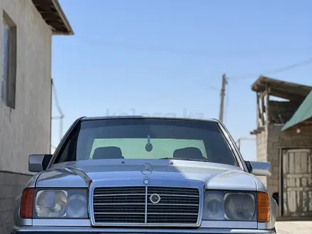 Mercedes-Benz E 230 1992 года за 2 500 000 тг. в Шымкент