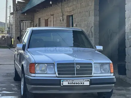 Mercedes-Benz E 230 1992 года за 2 500 000 тг. в Шымкент – фото 16