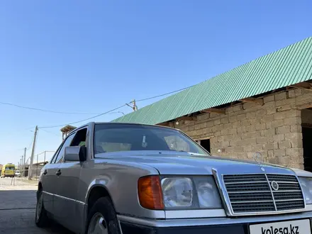 Mercedes-Benz E 230 1992 года за 2 500 000 тг. в Шымкент – фото 4