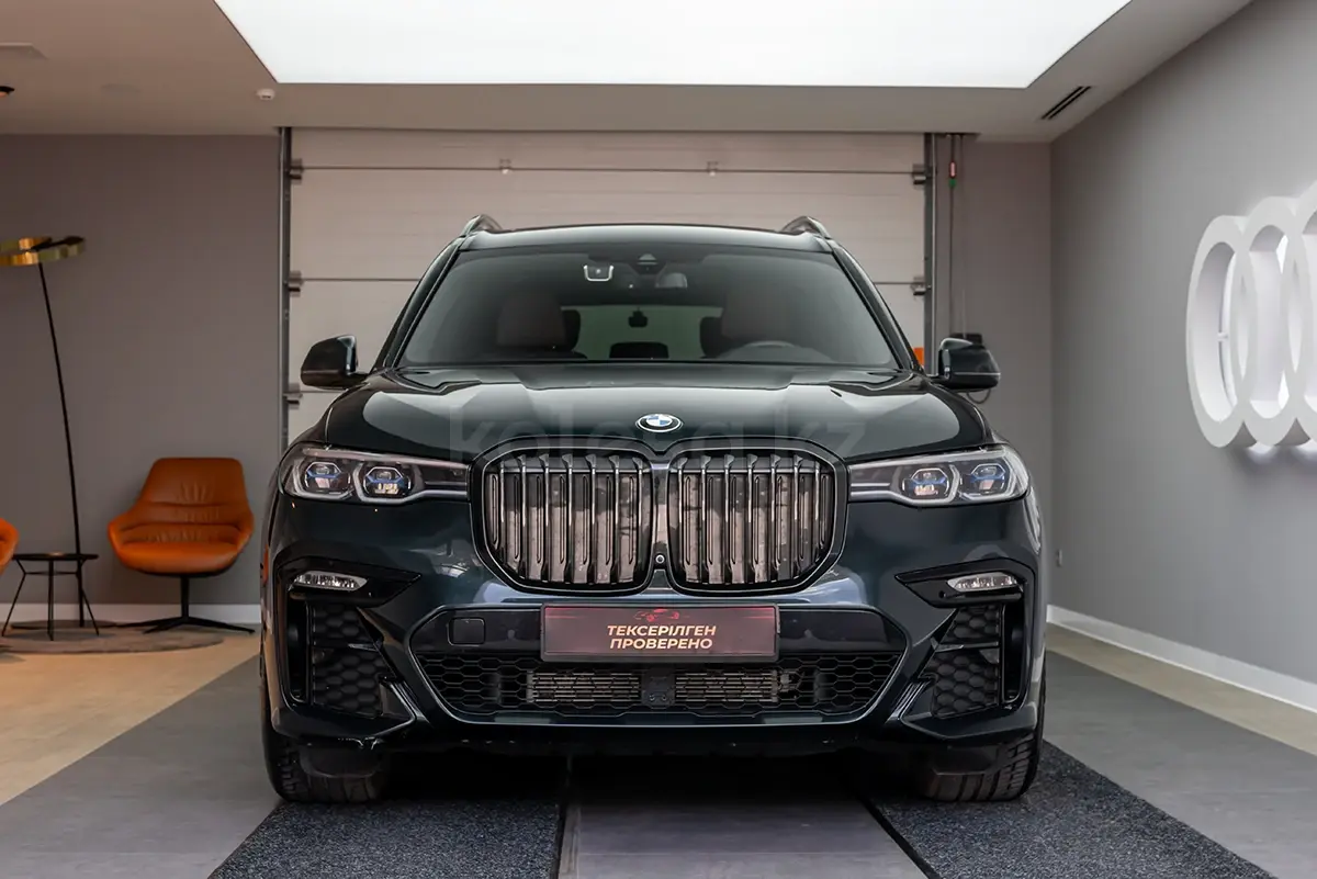 BMW X7, 2022
