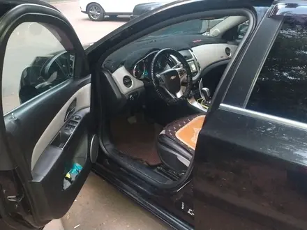 Chevrolet Cruze 2013 года за 3 800 000 тг. в Астана