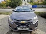 Chevrolet Cruze 2013 года за 5 000 000 тг. в Семей – фото 2