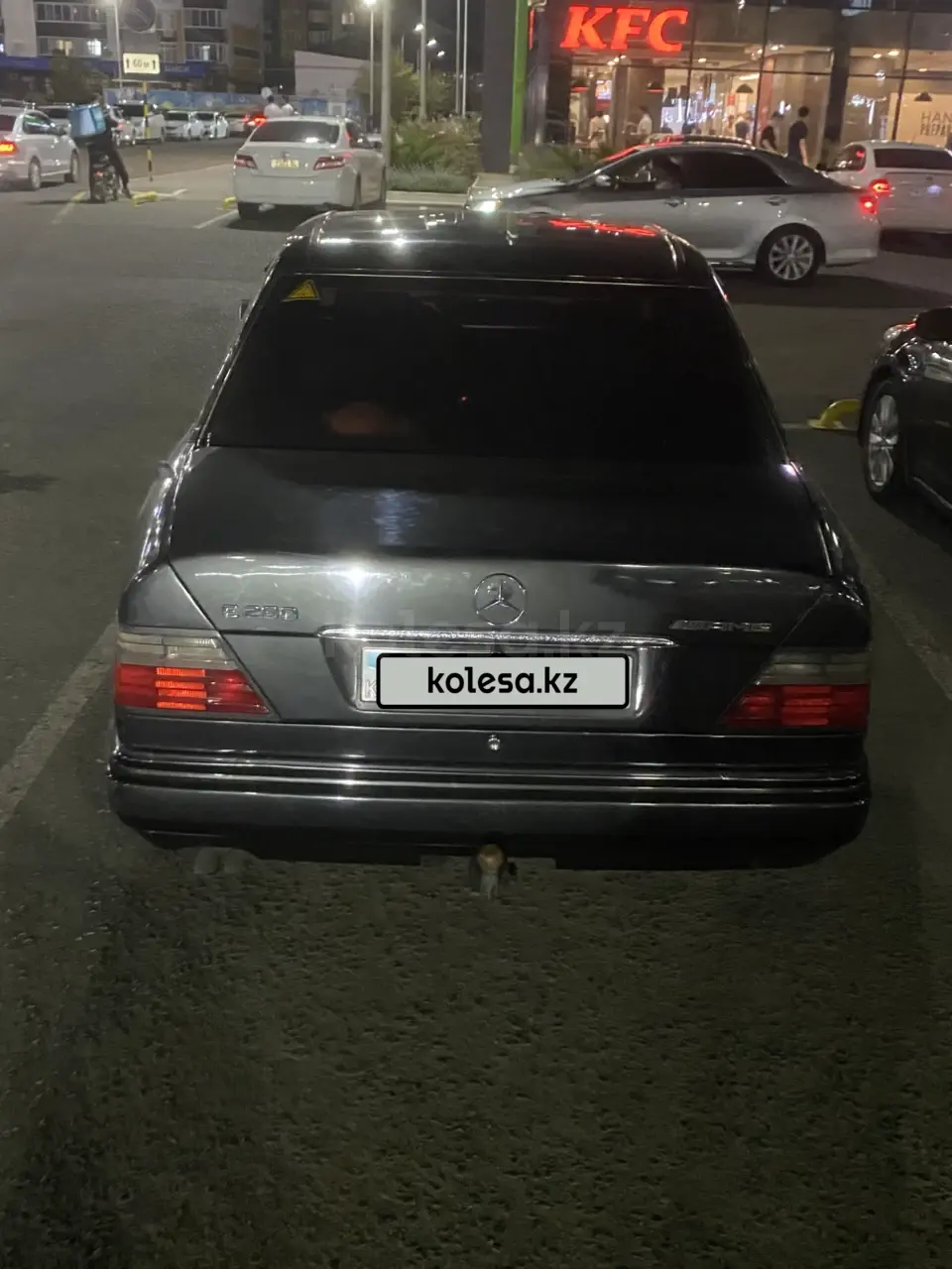 Mercedes-Benz E-Class, 1992