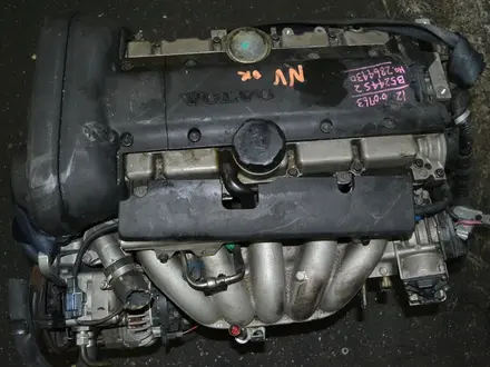 Двигатель B5244S для Volvo S70 за 320 000 тг. в Алматы – фото 2