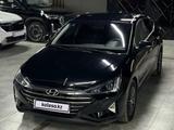 Hyundai Elantra 2020 года за 8 450 000 тг. в Астана – фото 2