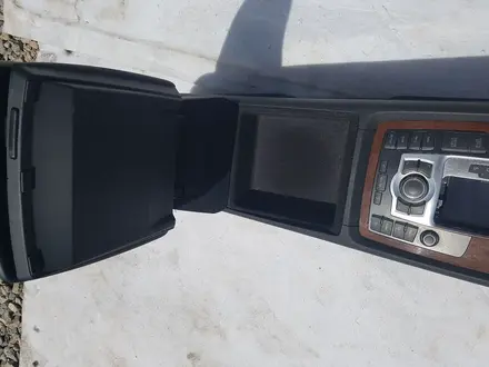 Подлокотник и Блок управления на Audi Q7 за 55 000 тг. в Шымкент – фото 9
