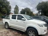 Toyota Hilux 2011 года за 11 500 000 тг. в Актобе – фото 3