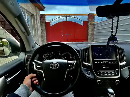 Toyota Land Cruiser 2018 года за 39 000 000 тг. в Алматы – фото 6