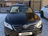 Toyota Camry 2011 года за 8 500 000 тг. в Семей – фото 2