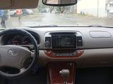 Toyota Camry 2004 годаүшін4 900 000 тг. в Аксу – фото 5