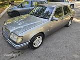 Mercedes-Benz E 280 1994 годаfor2 000 000 тг. в Шымкент