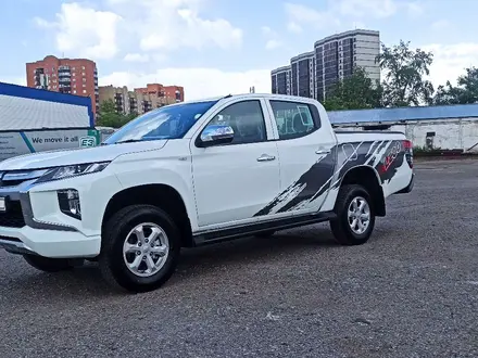 Mitsubishi L200 2023 года за 14 100 000 тг. в Петропавловск