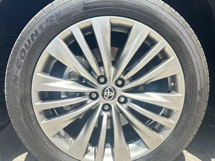 Toyota Highlander 2021 года за 22 000 000 тг. в Актау – фото 15