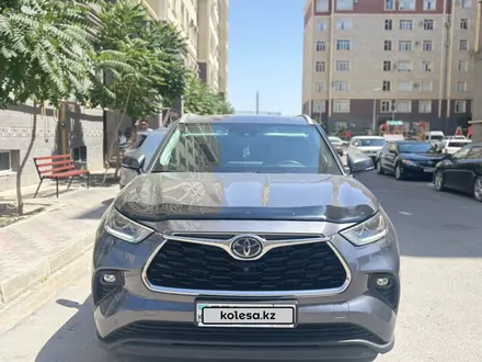 Toyota Highlander 2021 года за 22 000 000 тг. в Актау