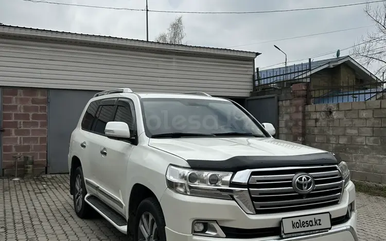 Toyota Land Cruiser 2015 годаүшін23 000 000 тг. в Алматы