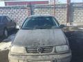 Volkswagen Vento 1996 годаfor1 400 000 тг. в Алматы – фото 2