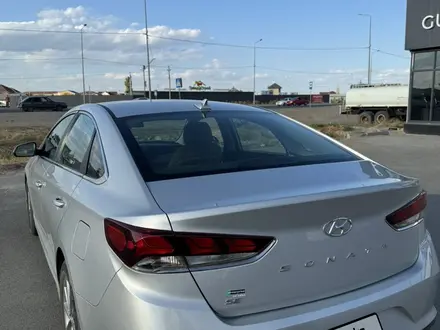 Hyundai Sonata 2019 года за 6 700 000 тг. в Атырау – фото 3