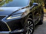 Lexus RX 300 2021 года за 23 200 000 тг. в Алматы – фото 2