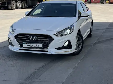 Hyundai Sonata 2018 года за 7 200 000 тг. в Шымкент – фото 2