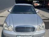 Hyundai Sonata 2004 годаfor2 200 000 тг. в Алматы – фото 2