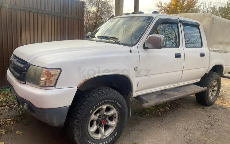 Toyota Hilux 2007 года за 2 000 000 тг. в Петропавловск