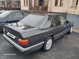 Mercedes-Benz E 230 1990 года за 1 400 000 тг. в Шымкент