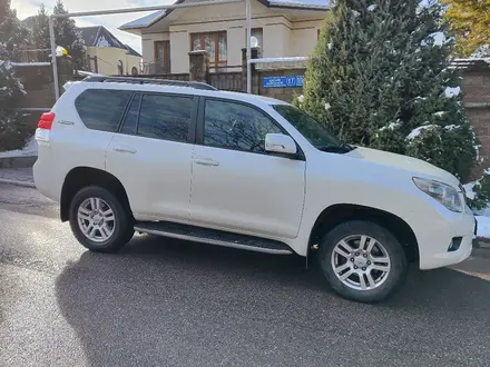 Toyota Land Cruiser Prado 2012 года за 20 000 000 тг. в Алматы