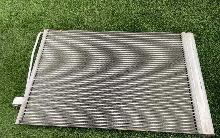 Радиатор кондиционера BMW E60 E61 E63 E64 E65 E66 за 18 000 тг. в Астана
