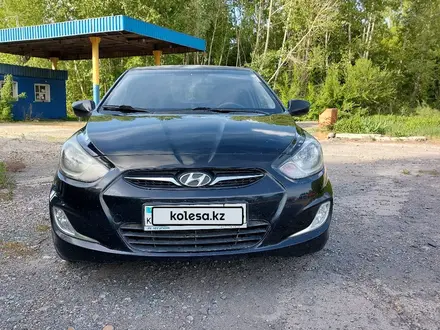 Hyundai Solaris 2012 года за 3 600 000 тг. в Усть-Каменогорск – фото 3