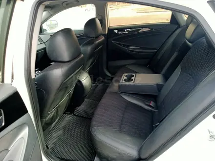 Hyundai Sonata 2014 года за 5 300 000 тг. в Актобе – фото 13