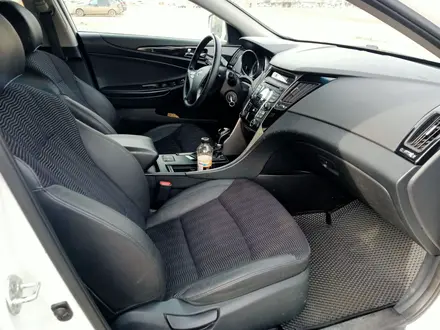 Hyundai Sonata 2014 года за 5 300 000 тг. в Актобе – фото 14