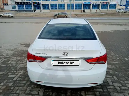 Hyundai Sonata 2014 года за 5 300 000 тг. в Актобе – фото 9
