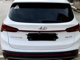 Hyundai Santa Fe 2022 годаүшін17 500 000 тг. в Актау – фото 3