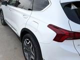 Hyundai Santa Fe 2022 годаүшін17 500 000 тг. в Актау – фото 4