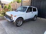 ВАЗ (Lada) Lada 2121 2015 годаfor2 400 000 тг. в Шымкент