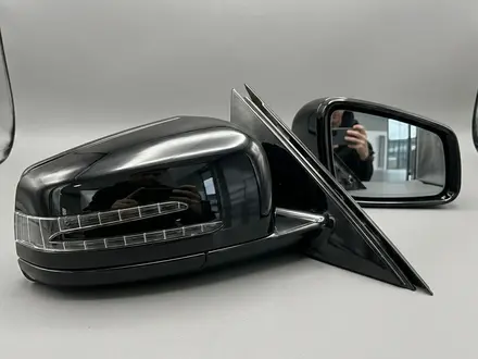 Боковое зеркало на Mercedes — Benz W221 за 80 000 тг. в Алматы