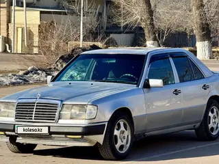 Mercedes-Benz E 280