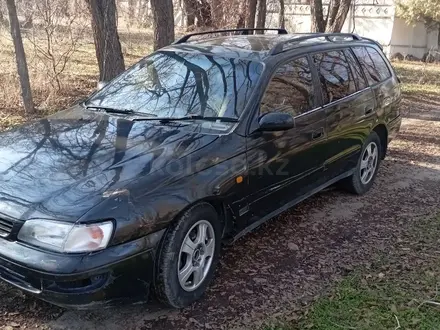 Toyota Caldina 1995 года за 1 050 000 тг. в Алматы